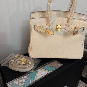 Leather Top Handle, 25